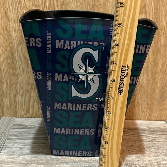 Seattle Mariners Souvenir Popcorn Bucket Churchill Company Large Plastic MLB - Picture 3 of 6